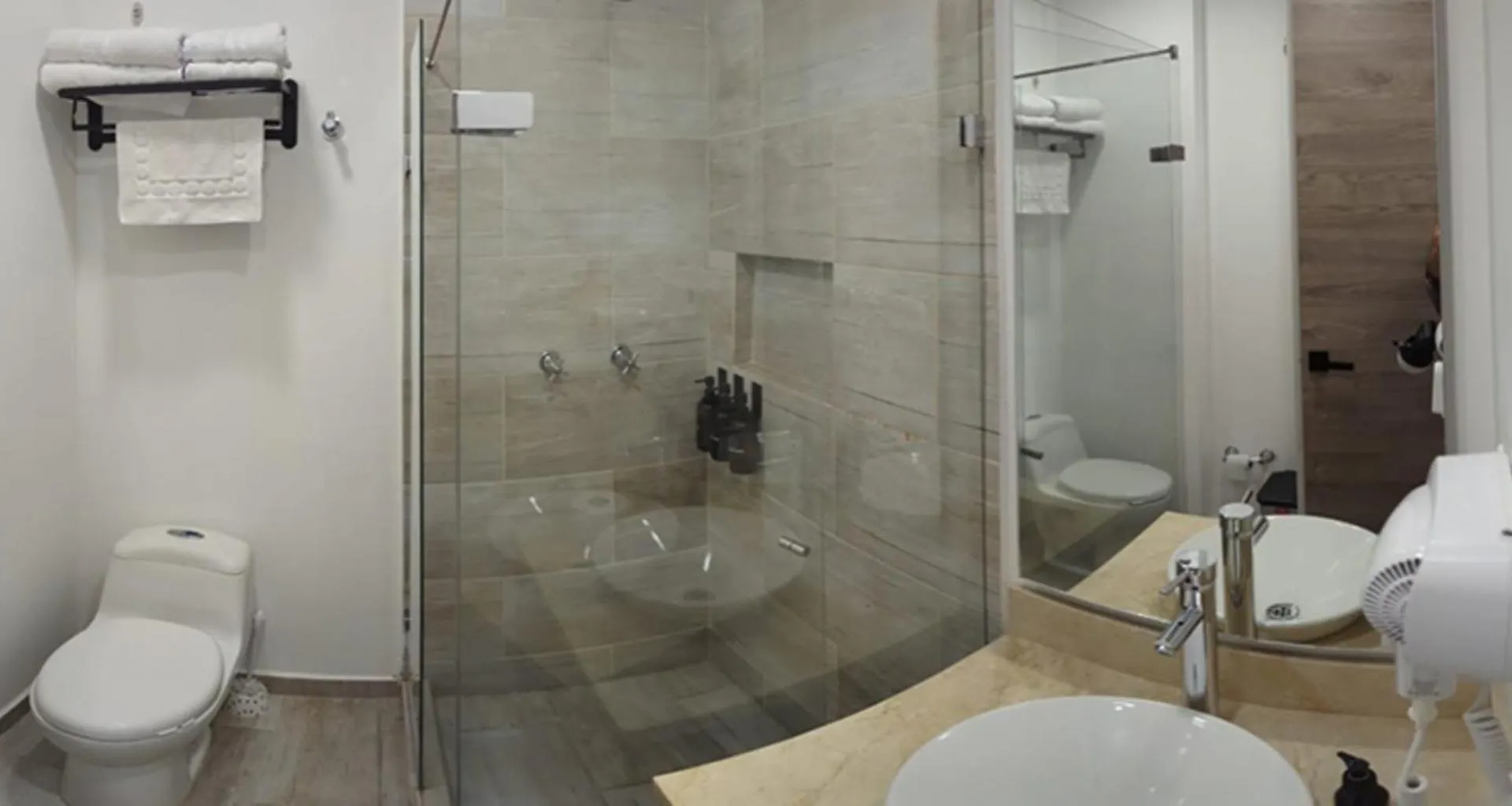 Hotel Molinos Plaza Medellin