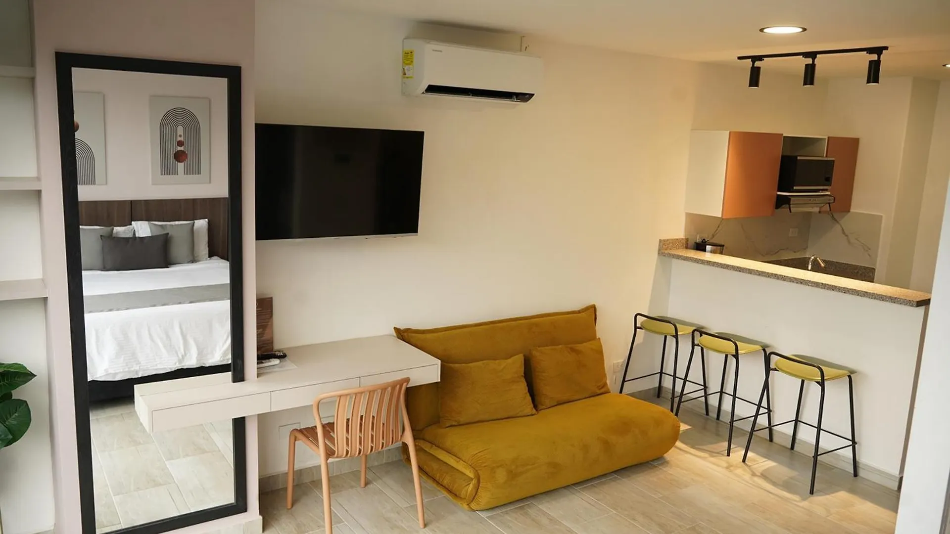 Apartment Hotel Molinos Plaza Medellin Colombia